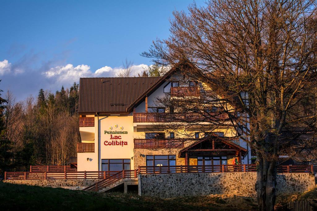 Pensiunea Lac Колибица Экстерьер фото